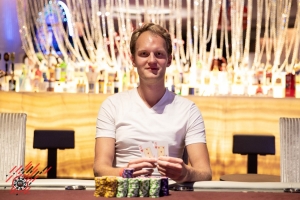 Pokkeri Eesti meistrivõistlused algasid tiimi- ning rahvaturniiriga.